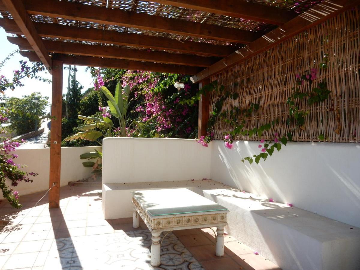 Beach Villa ,Nerja, Seaview, Pool, 3 Bedrooms, Huge Terrace And Garden Екстер'єр фото